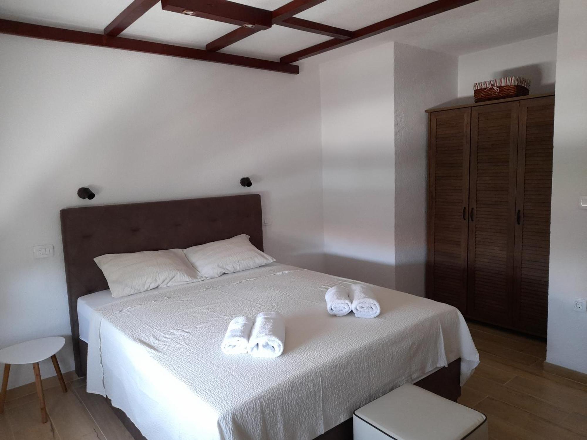 Apartments Malou Baska Voda Room photo